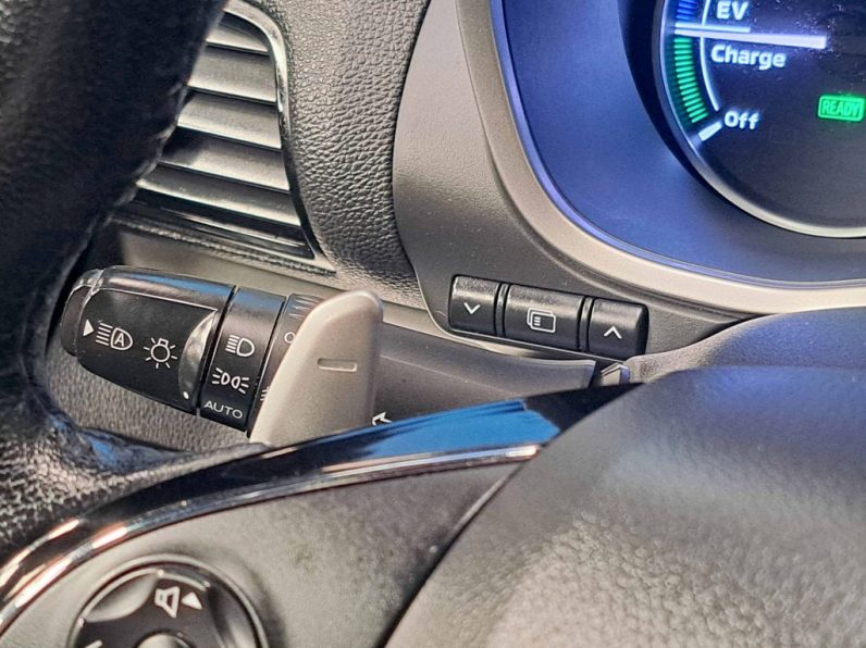 MITSUBISHI ECLIPSE CROSS 2.4 PHEV PLUG-IN HYBRID completo