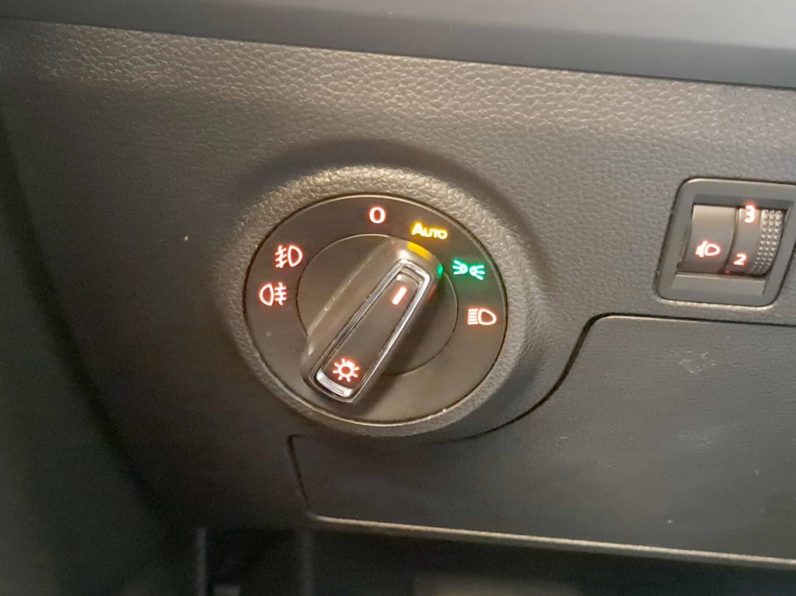 SEAT IBIZA 1.0 MPI STYLE completo