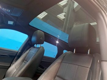 RANGE ROVER EVOQUE P300e HYBRID RDYNAMIC completo