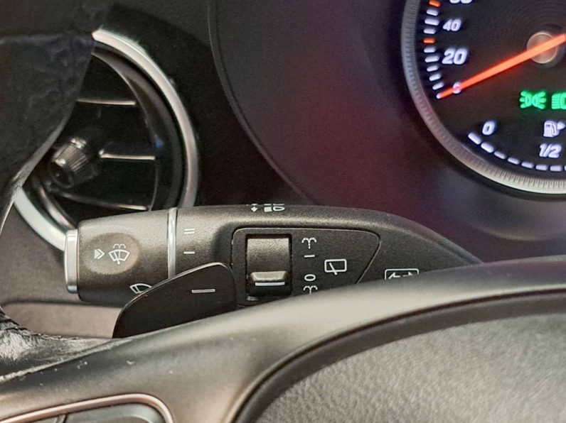 MERCEDES-BENZ C200D STATION AUTO completo