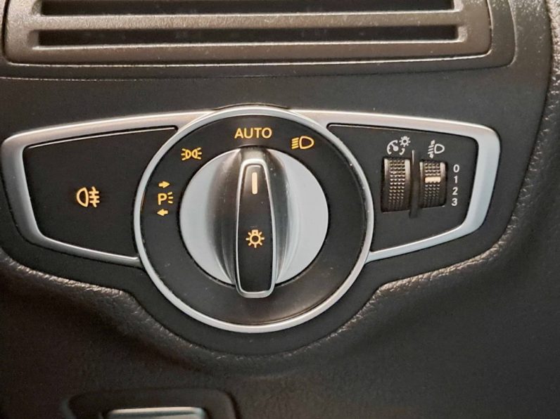 MERCEDES-BENZ C200D STATION AUTO completo