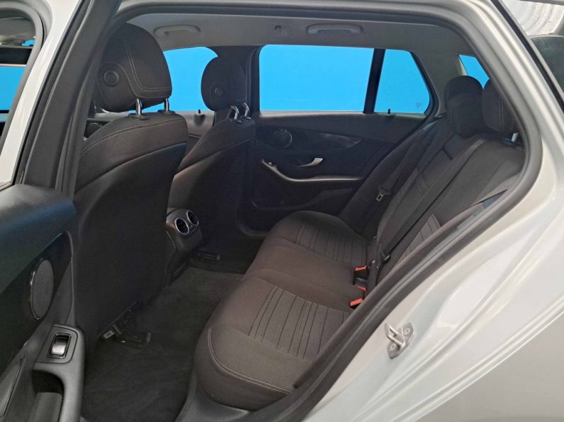 MERCEDES-BENZ C200D STATION AUTO completo