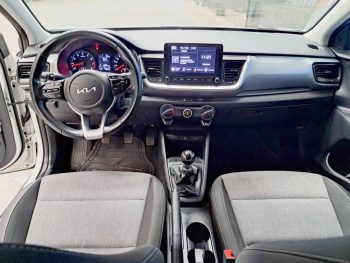 KIA STONIC 1.2 DYNAMIC completo