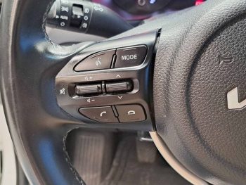 KIA STONIC 1.2 DYNAMIC completo