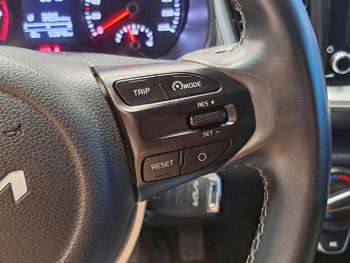 KIA STONIC 1.2 DYNAMIC completo