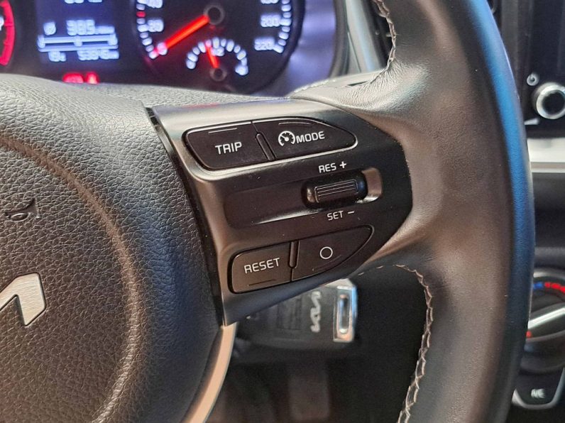 KIA STONIC 1.2 DYNAMIC completo