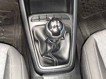 KIA STONIC 1.2 DYNAMIC completo