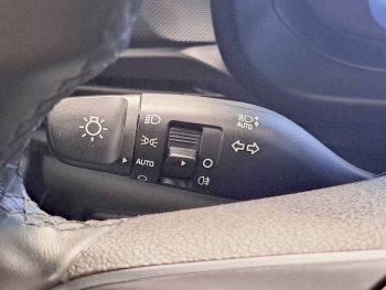 HYUNDAI i20 1.2 CONFORT completo