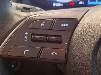 HYUNDAI i20 1.2 CONFORT completo
