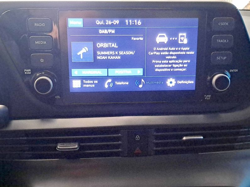 HYUNDAI i20 1.2 CONFORT completo