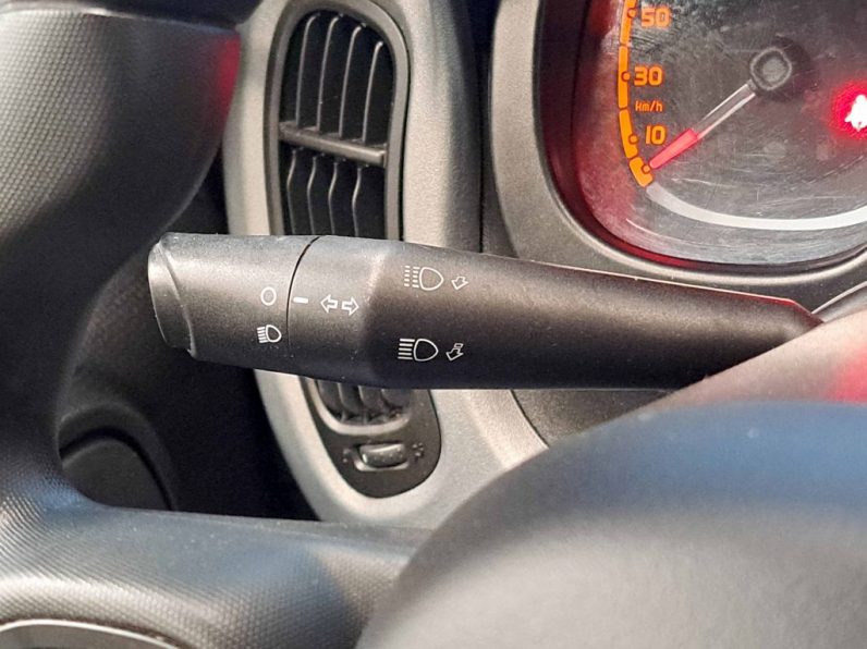 FIAT PANDA 1.0 HYBRID completo