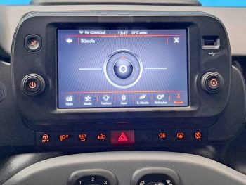 FIAT PANDA 1.0 HYBRID completo