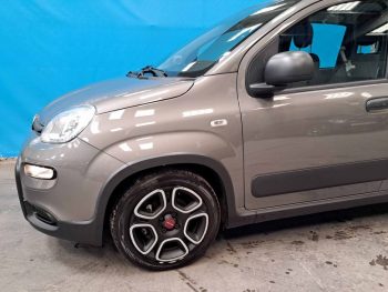 FIAT PANDA 1.0 HYBRID completo