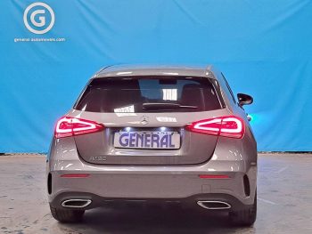 MERCEDES-BENZ A 180 7G-DCT AMG LINE completo
