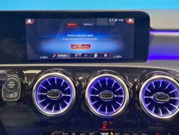 MERCEDES-BENZ A 180 7G-DCT AMG LINE completo