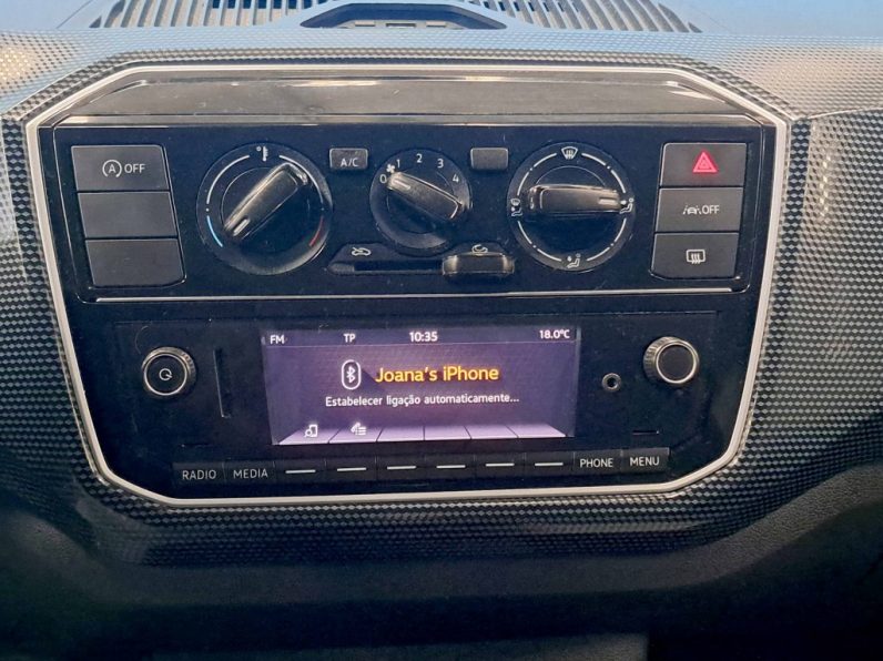 VW UP 1.0 MOVE completo