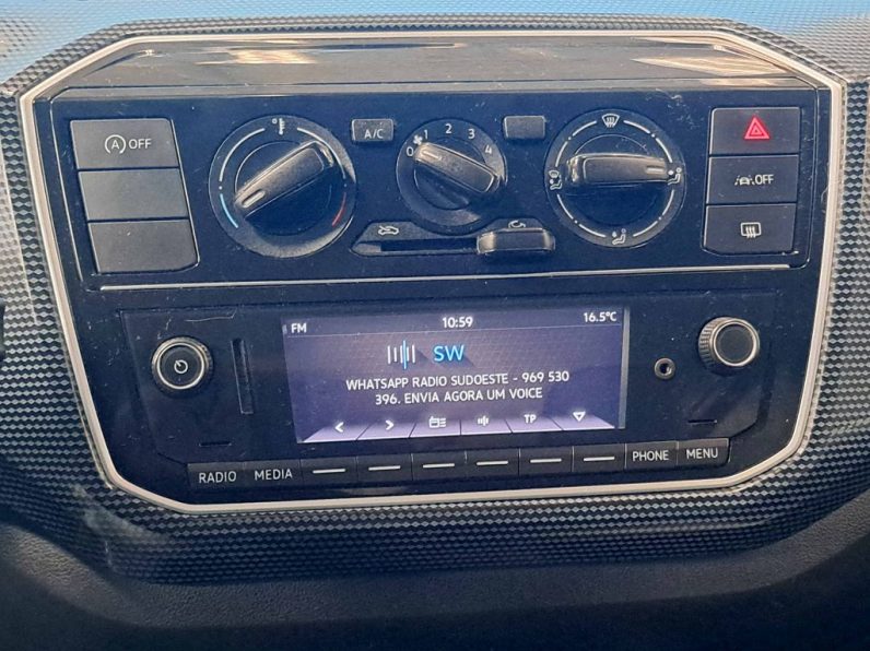 VW UP 1.0 MOVE completo