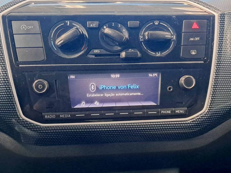 VW UP 1.0 MOVE completo