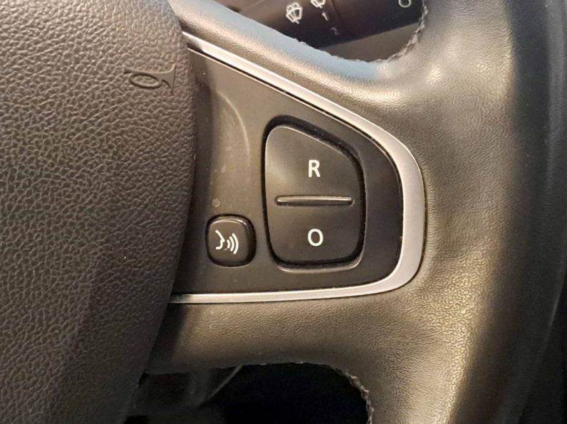 RENAULT CLIO SPORT TOURER 1.5 DCI LIMITED completo
