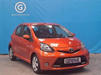 TOYOTA AYGO 1.0 CITY completo