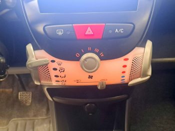 TOYOTA AYGO 1.0 CITY completo