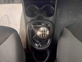 TOYOTA AYGO 1.0 CITY completo