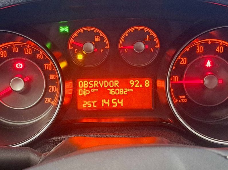 FIAT PUNTO 1.2 EASY completo