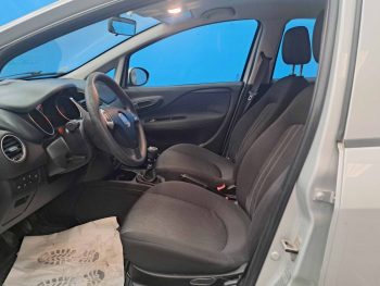 FIAT PUNTO 1.2 EASY completo