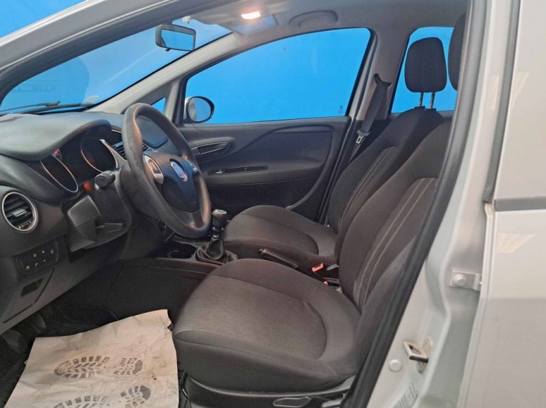 FIAT PUNTO 1.2 EASY completo