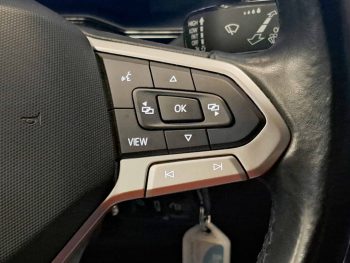 VW POLO 1.0 TSI LIFE completo
