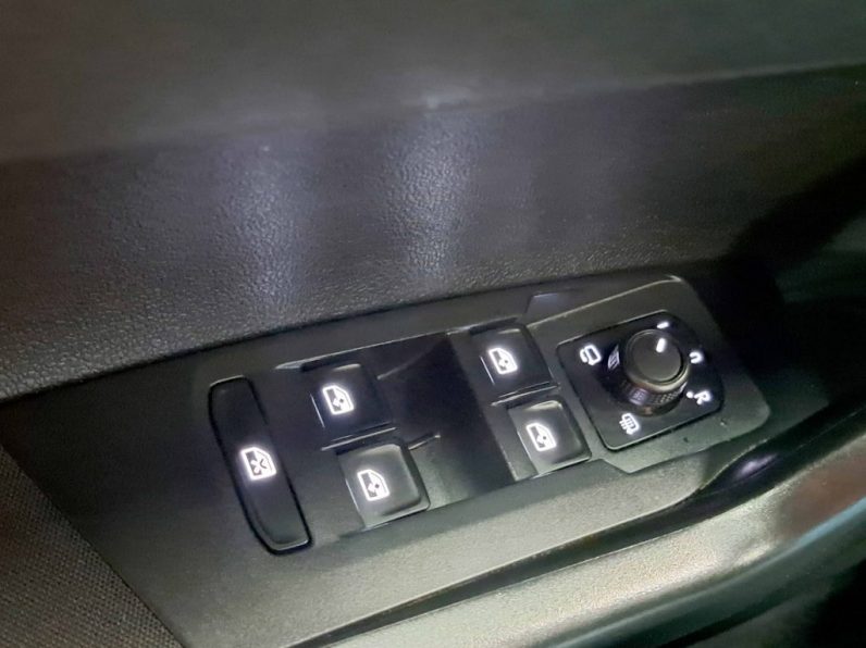 VW POLO 1.0 TSI LIFE completo