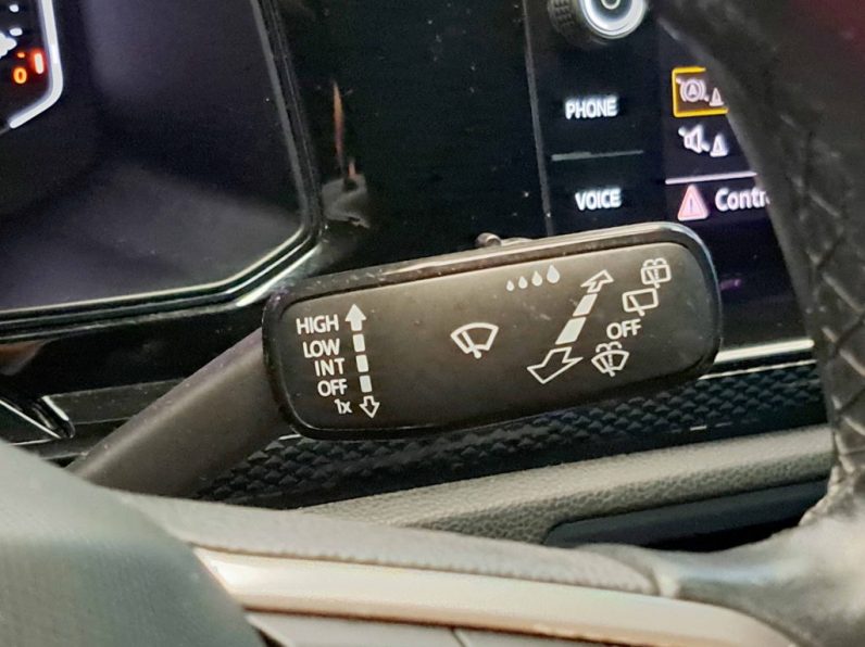 VW POLO 1.0 TSI LIFE completo