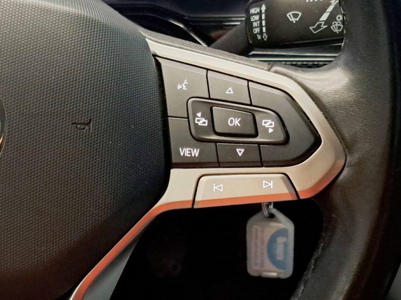 VW POLO 1.0 TSI LIFE completo
