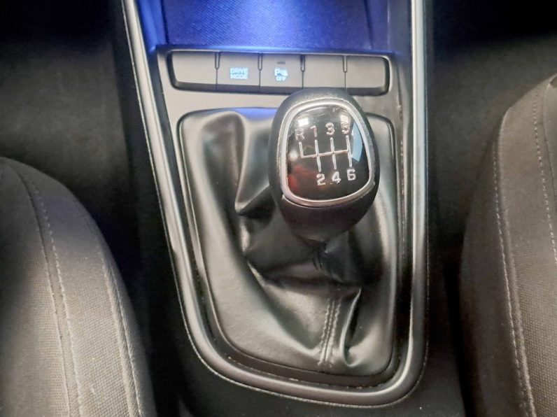 HYUNDAI BAYON 1.0  GDI PREMIUN completo