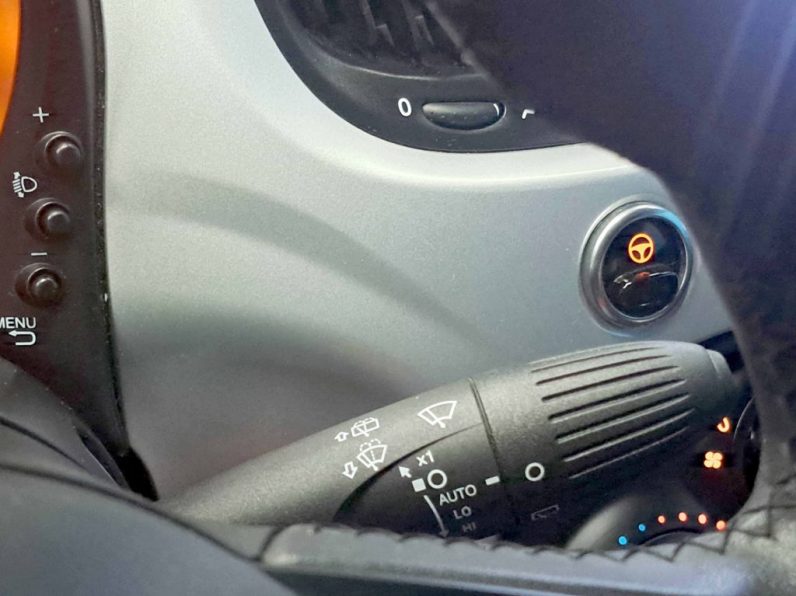 FIAT 500 1.0 HYBRID SPORT completo