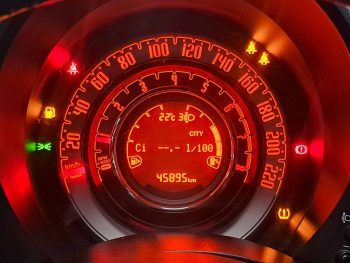 FIAT 500 1.0 HYBRID SPORT completo