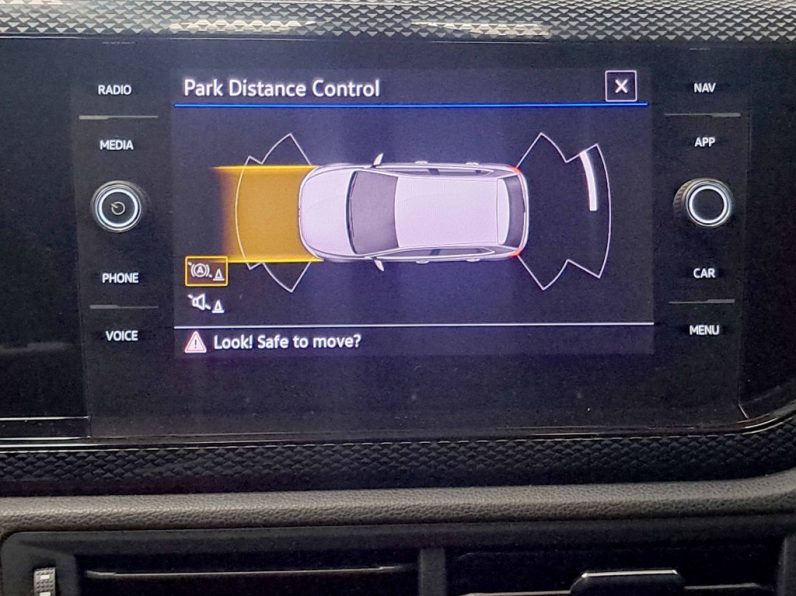 VW POLO 1.0 TSI LIFE completo