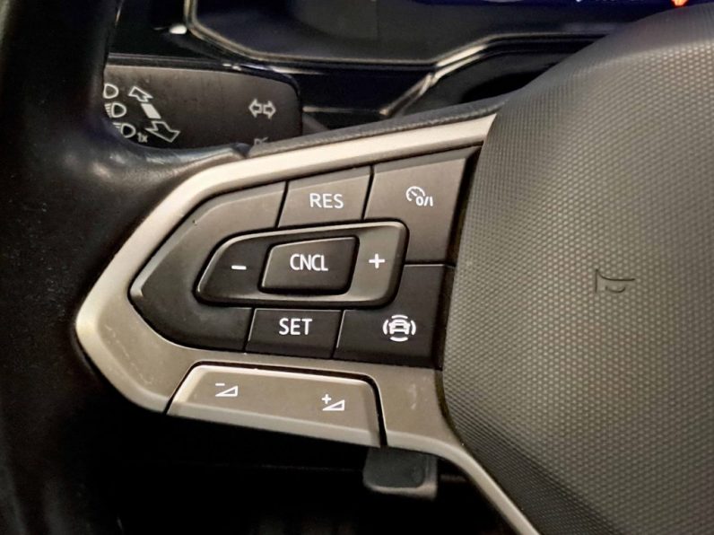 VW POLO 1.0 TSI LIFE completo