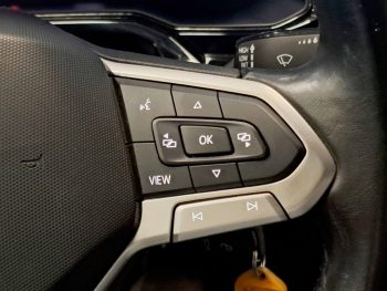 VW POLO 1.0 TSI LIFE completo