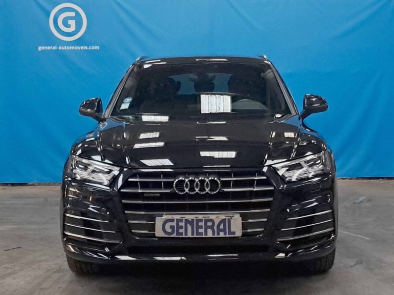 AUDI Q5 55TFSIe SPORT QUATTRO STRONIC completo