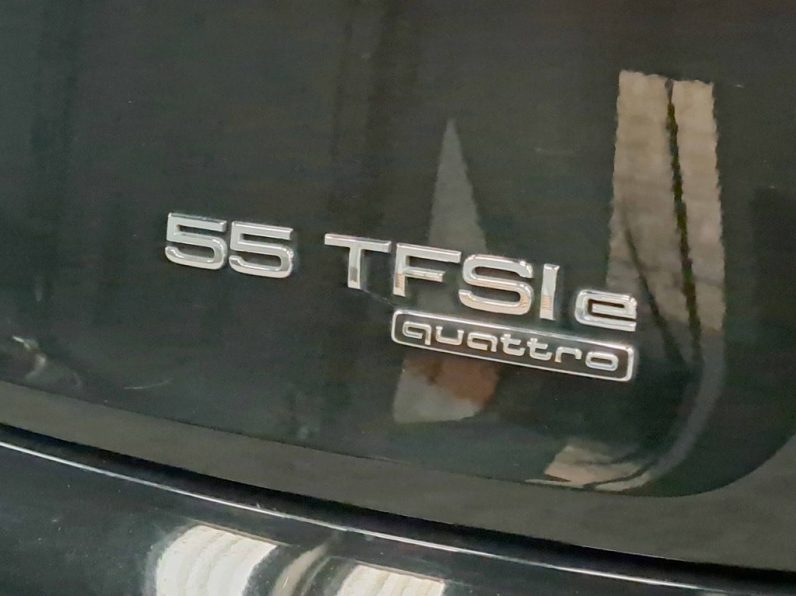 AUDI Q5 55TFSIe SPORT QUATTRO STRONIC completo