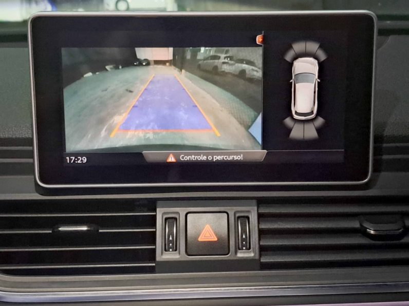 AUDI Q5 55TFSIe SPORT QUATTRO STRONIC completo