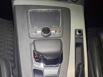 AUDI Q5 55TFSIe SPORT QUATTRO STRONIC completo