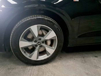 AUDI Q5 55TFSIe SPORT QUATTRO STRONIC completo