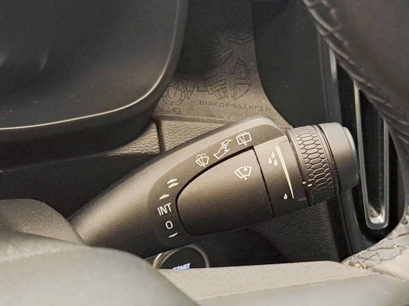 VOLVO XC40 1.5 T2 CORE AUTO completo