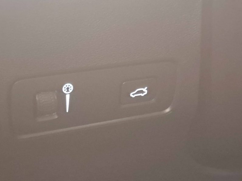 VOLVO XC40 1.5 T2 CORE AUTO completo