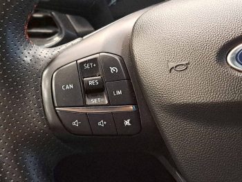 FORD FIESTA 1.0 ECOBOOST ST-LINE completo