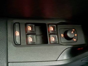 SEAT ARONA 1.0 TSI STYLE DSG completo