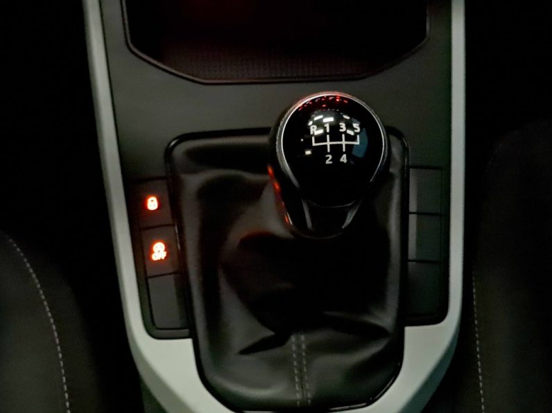 SEAT ARONA 1.0 TSI STYLE completo