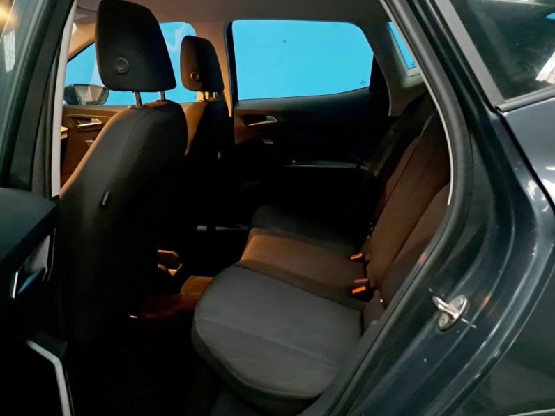 SEAT ARONA 1.0 TSI STYLE completo